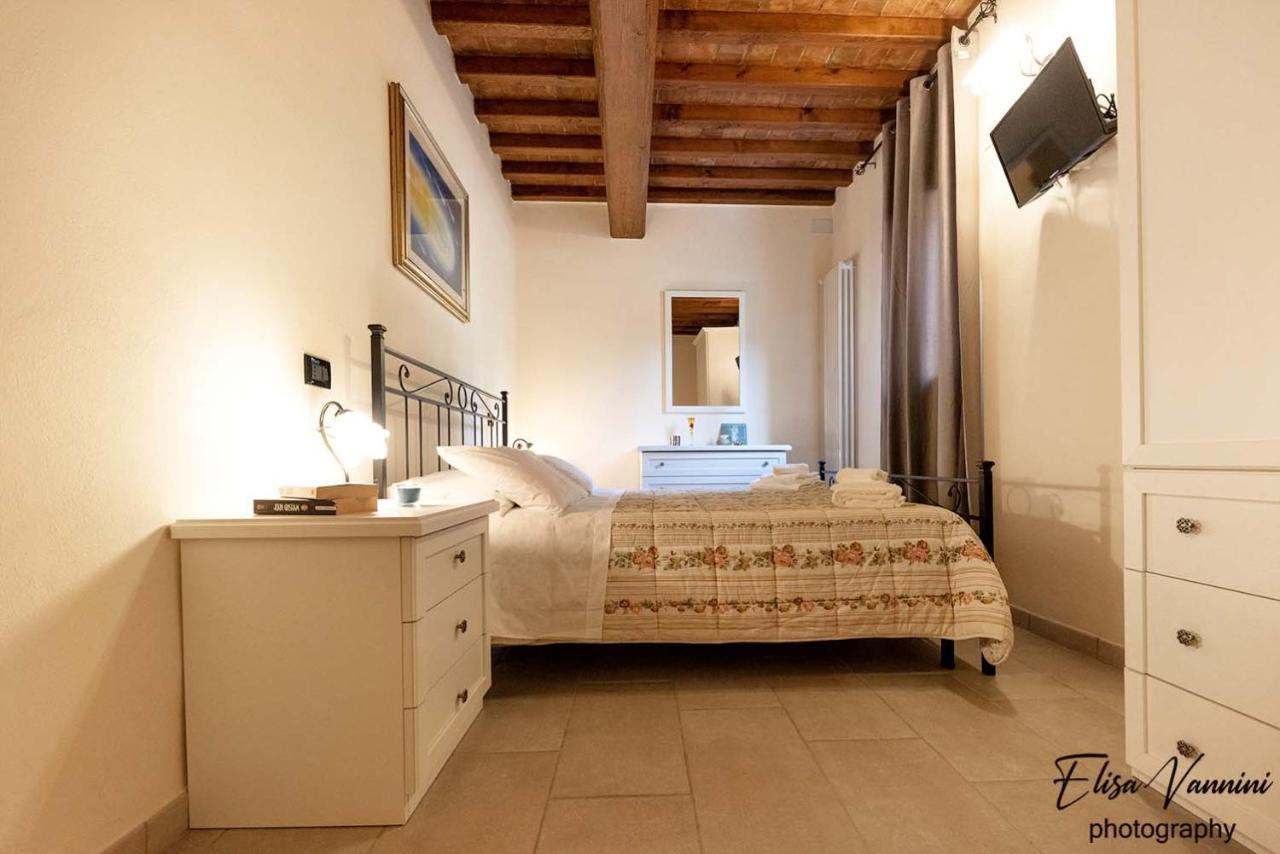 Appartamento Sole-Luna Colleoli Exterior photo
