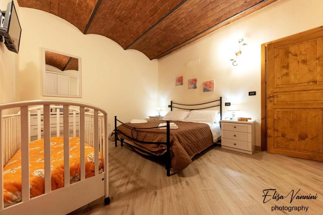 Appartamento Sole-Luna Colleoli Exterior photo